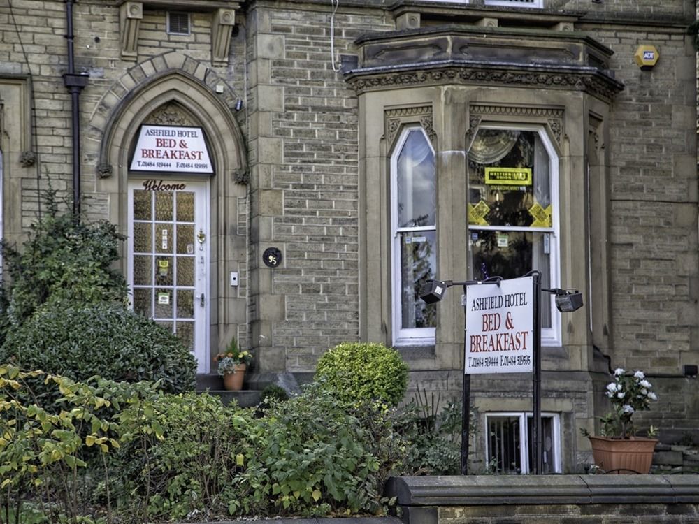 Ashfield Hotel Huddersfield Buitenkant foto